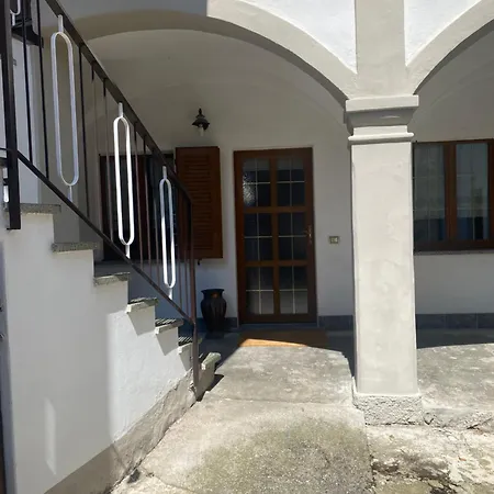 Lacasadeitati Apartment Lecco